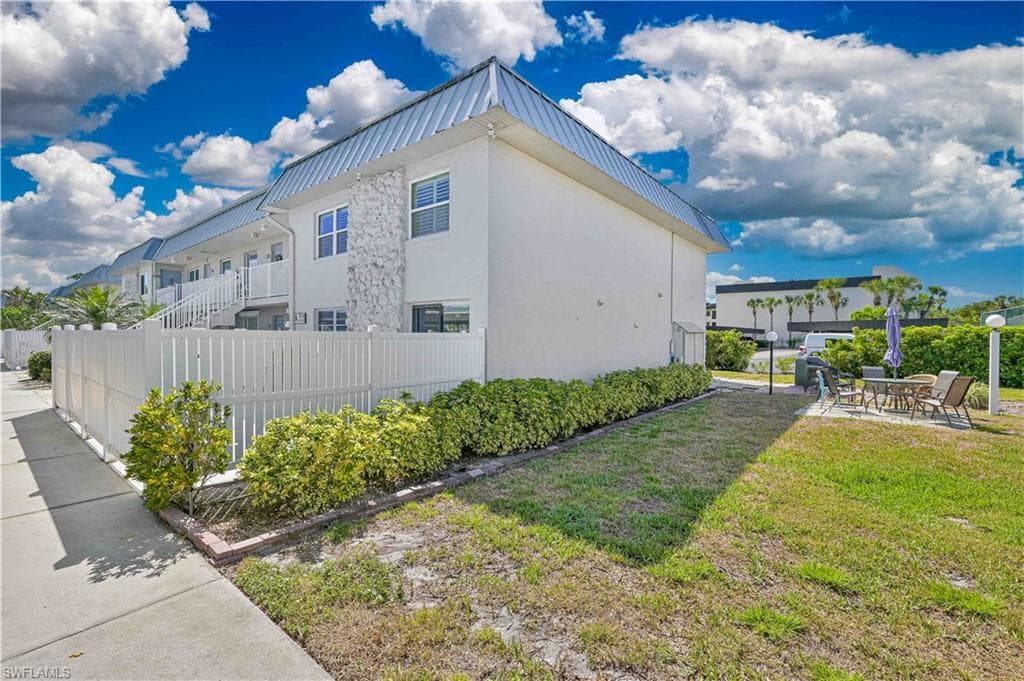 6777 Winkler RD # 278, FORT MYERS FL 33919-16