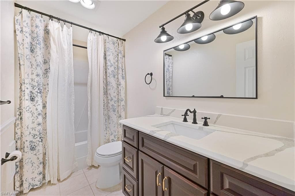 6777 Winkler RD # 278, FORT MYERS FL 33919-6