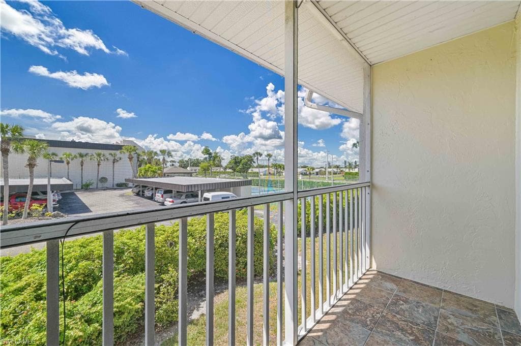 6777 Winkler RD # 278, FORT MYERS FL 33919-8