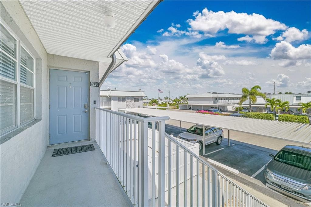 6777 Winkler RD # 278, FORT MYERS FL 33919-17