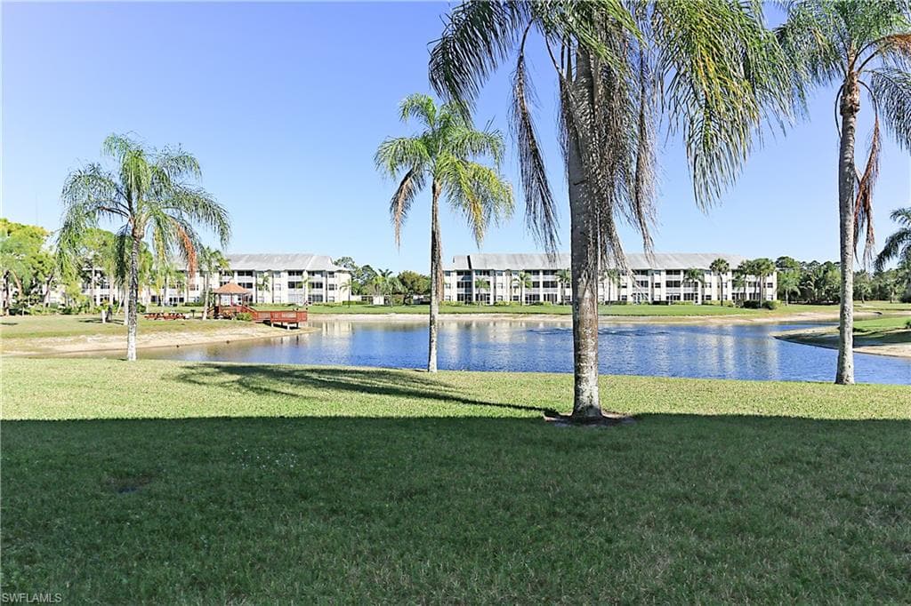 19851 Breckenridge DR # 401, ESTERO FL 33928-35