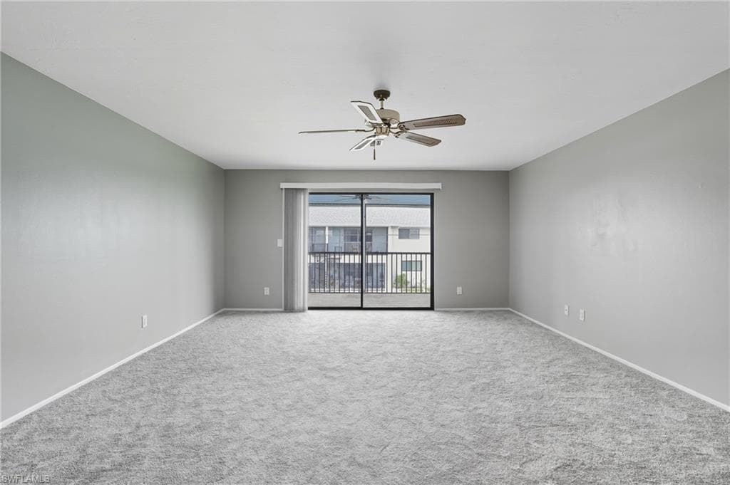1203 SW 48th TER 202-8