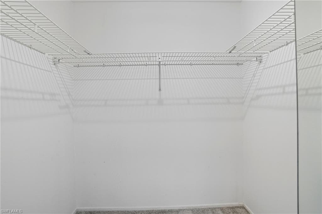 1203 SW 48th TER 202-23