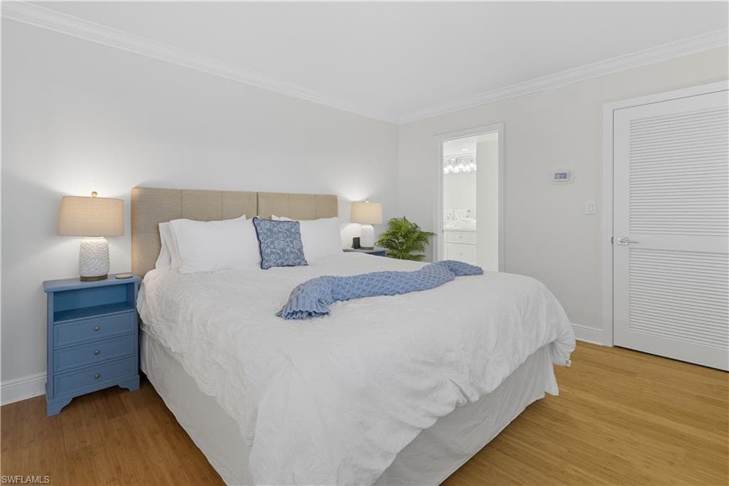 3443 Gulf Shore BLVD N # 711, NAPLES FL 34103-15