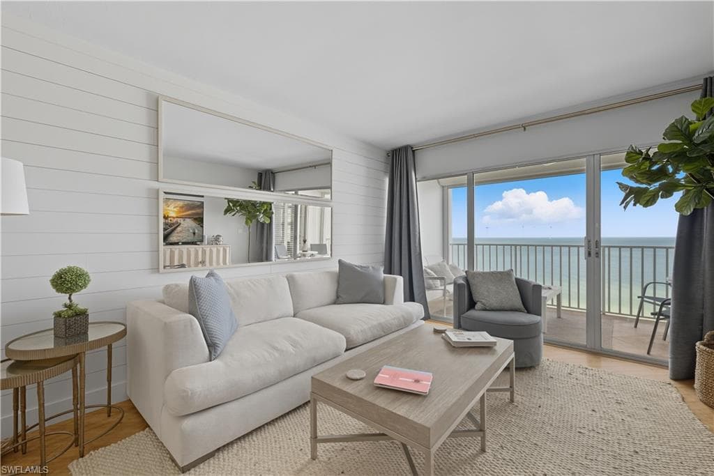 3443 Gulf Shore BLVD N # 711, NAPLES FL 34103-2