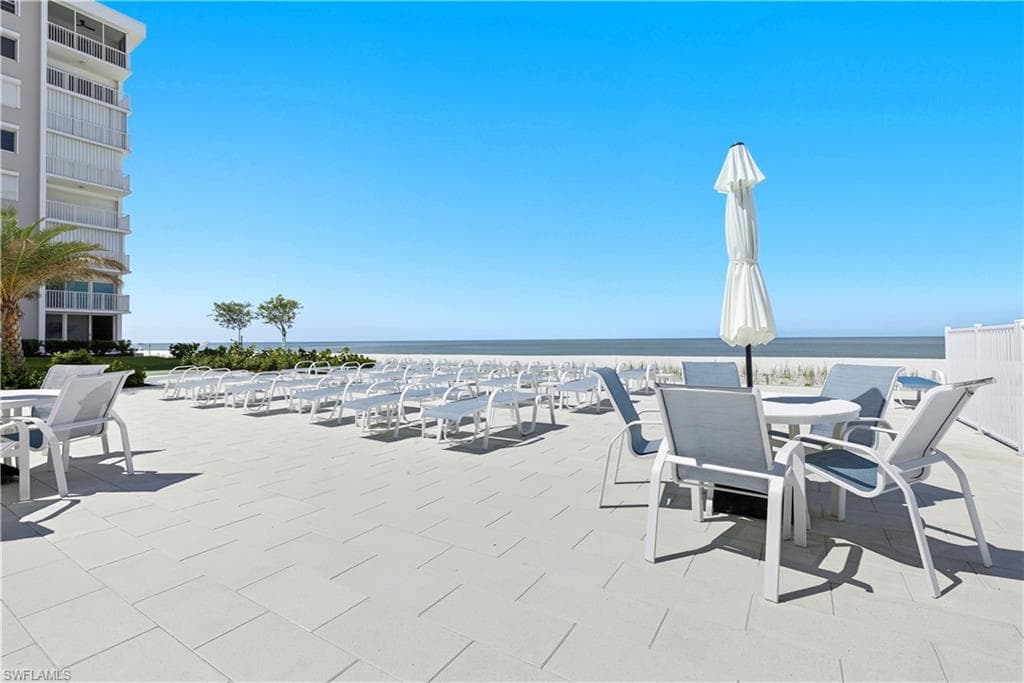 3443 Gulf Shore BLVD N # 711, NAPLES FL 34103-23