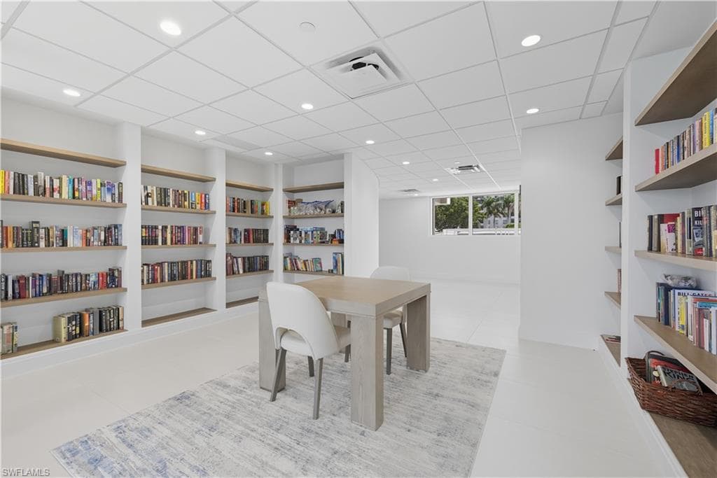 3443 Gulf Shore BLVD N # 711, NAPLES FL 34103-29