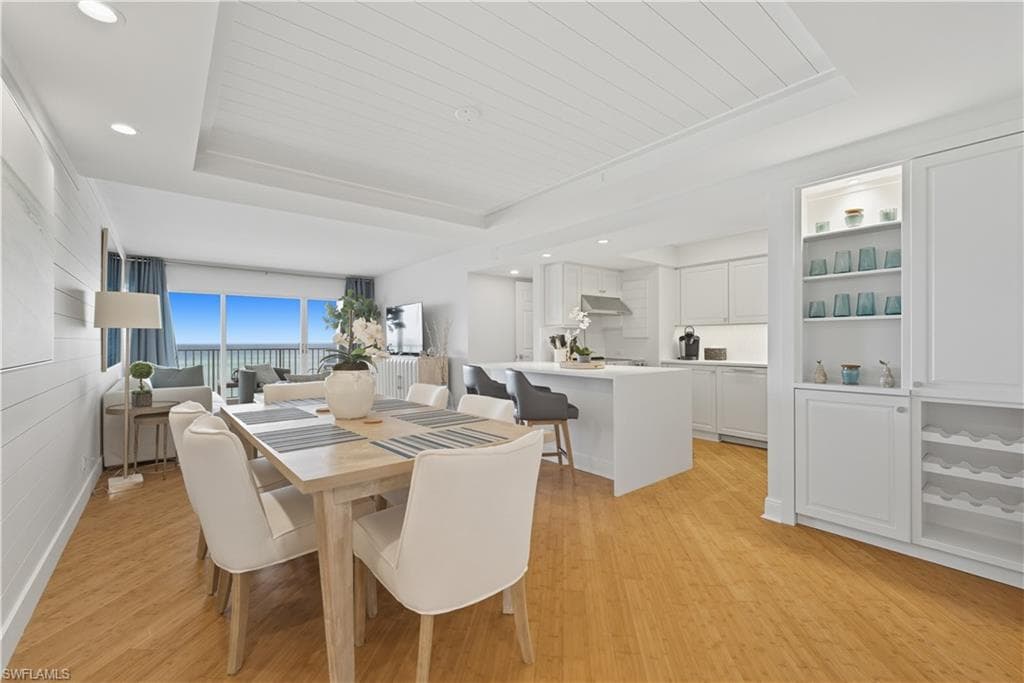 3443 Gulf Shore BLVD N # 711, NAPLES FL 34103-10