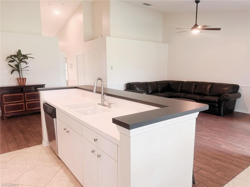 21301 Lancaster RUN # 822, ESTERO FL 33928-1