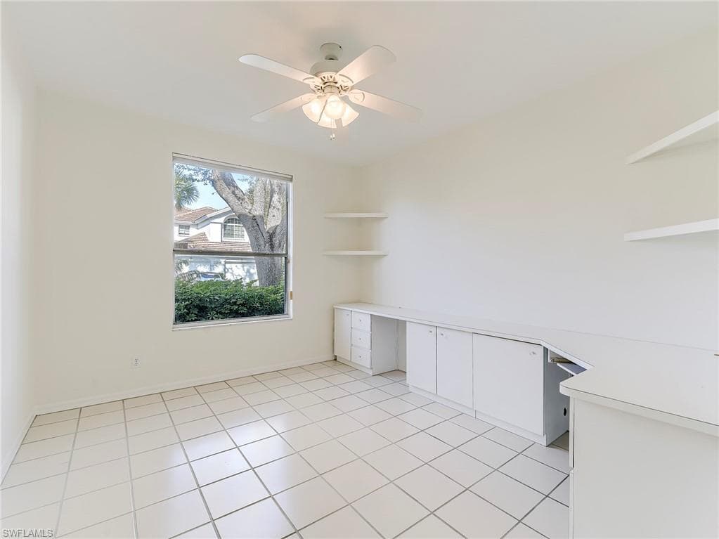 25203 Pelican Creek CIR 102-22