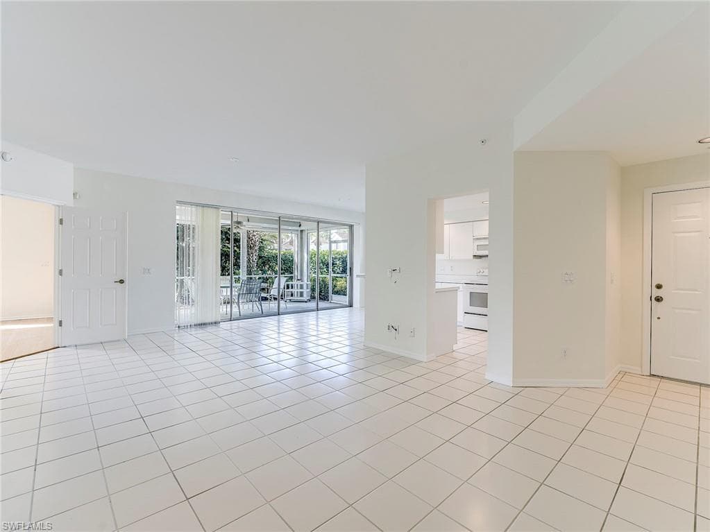 25203 Pelican Creek CIR 102-12