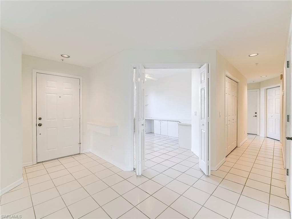 25203 Pelican Creek CIR 102-30