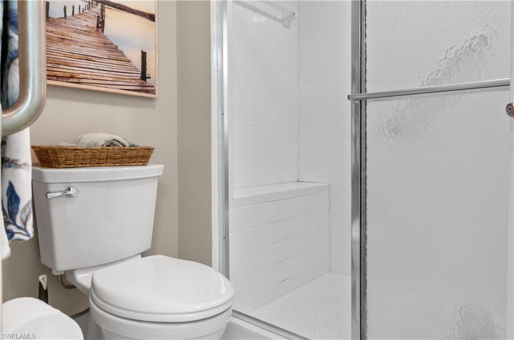 28076 Cavendish CT # 2104, BONITA SPRINGS FL 34135-10