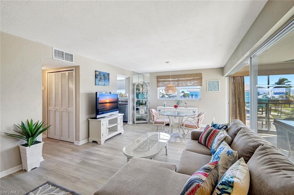 6500 Estero BLVD # H300, FORT MYERS BEACH FL 33931-4