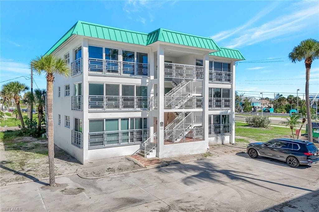 6500 Estero BLVD # H300, FORT MYERS BEACH FL 33931-3