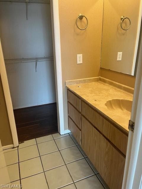 808 Cape Coral PKWY W 204-15