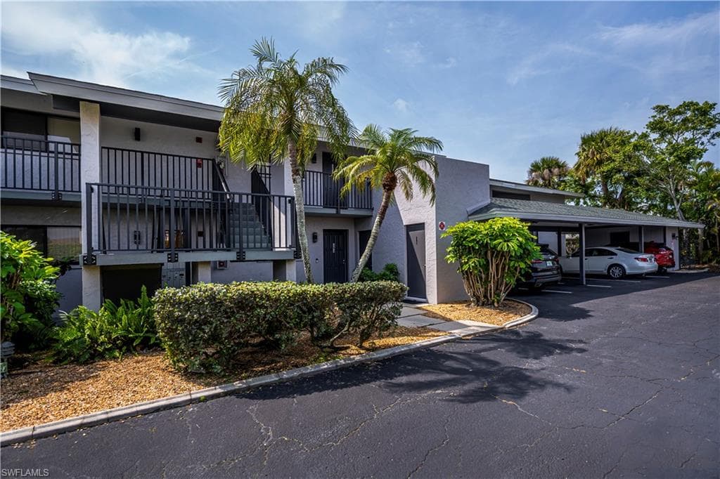 808 Cape Coral PKWY W 204-2