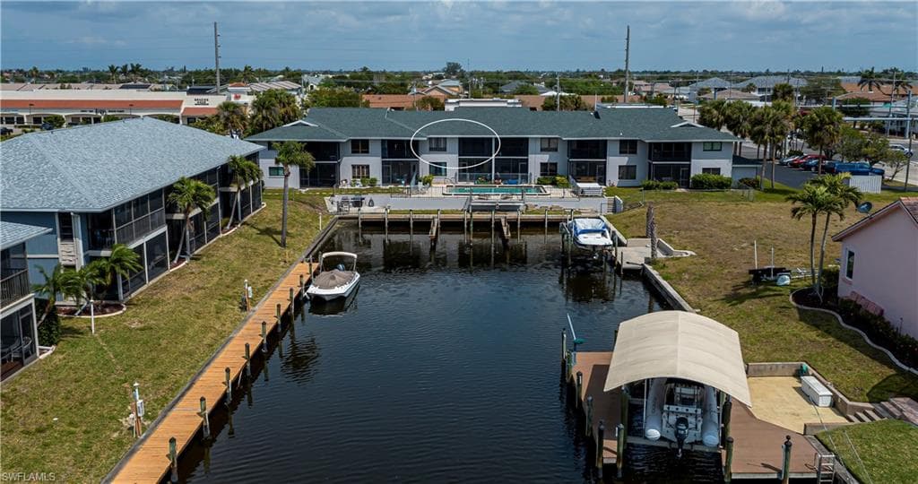 808 Cape Coral PKWY W 204-20
