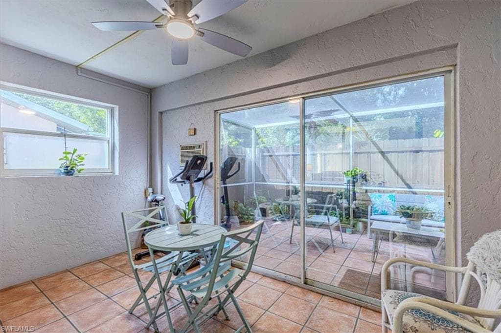 12249 Londonderry LN, BONITA SPRINGS FL 34135-14