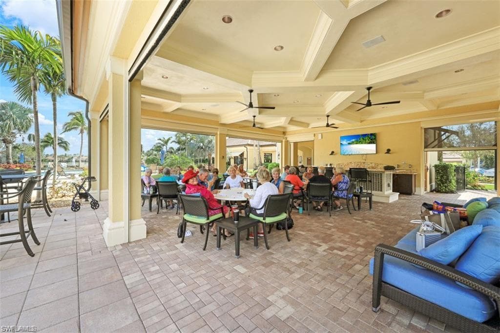 9147 Isla Bella CIR, BONITA SPRINGS FL 34135-29