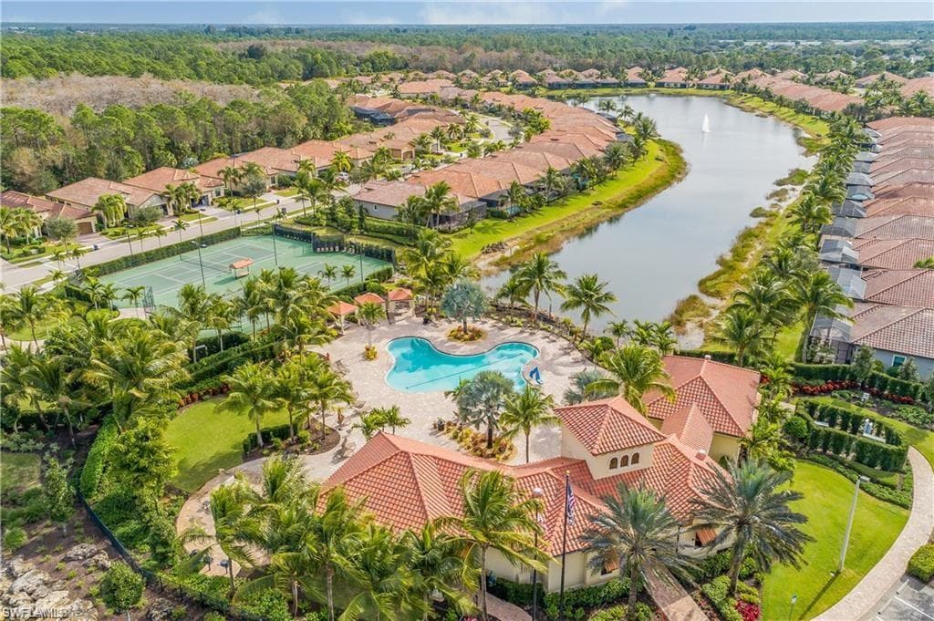 9147 Isla Bella CIR, BONITA SPRINGS FL 34135-34