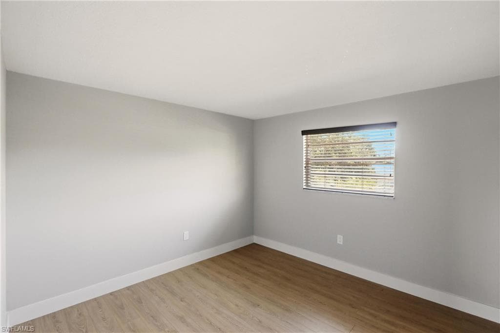 3325 Airport RD N # S8, NAPLES FL 34105-11