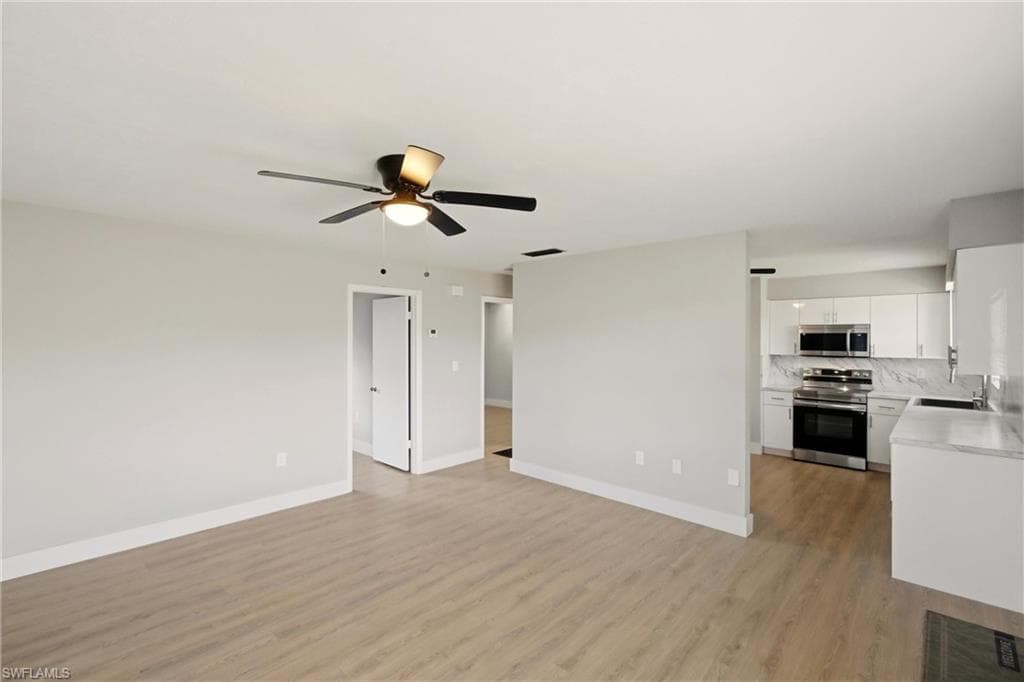 3325 Airport RD N # S8, NAPLES FL 34105-6