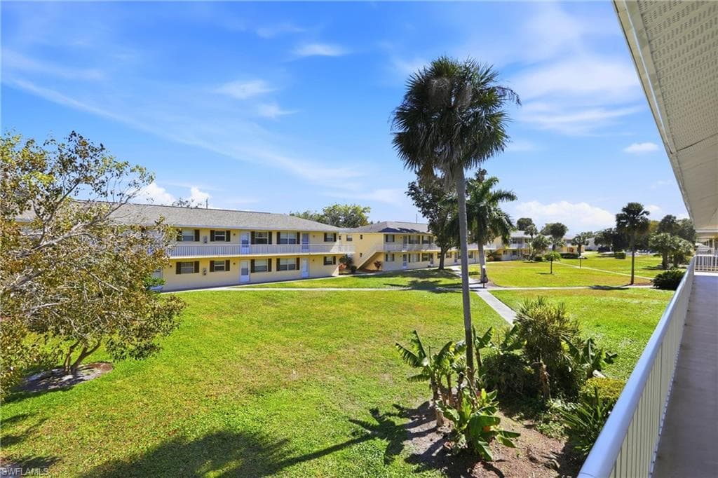 3325 Airport RD N # S8, NAPLES FL 34105-19