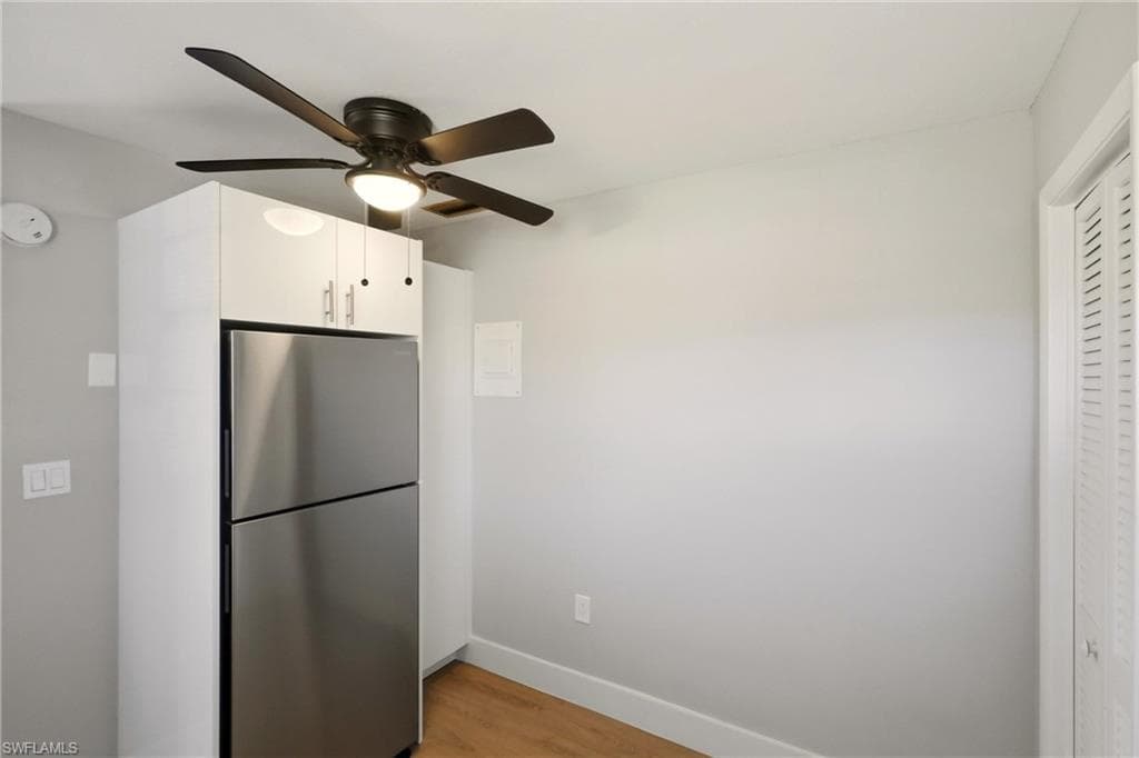 3325 Airport RD N # S8, NAPLES FL 34105-10