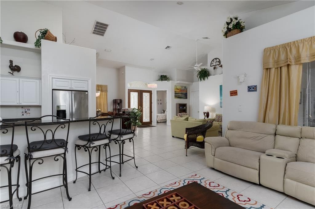 28452 Del Lago WAY, BONITA SPRINGS FL 34135-6