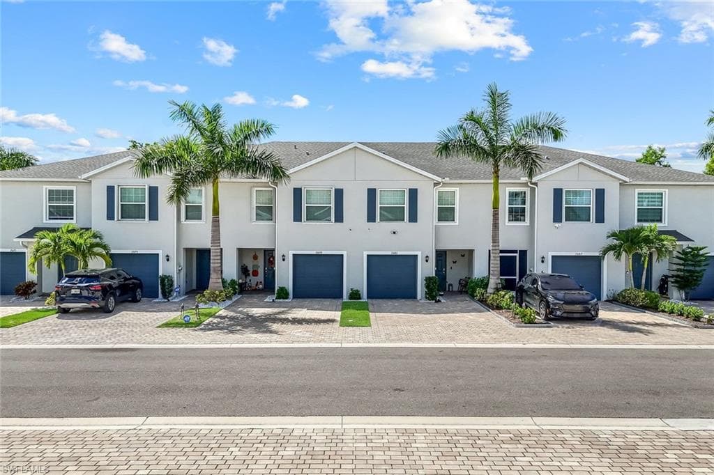 15171 Wildflower CIR, NAPLES FL 34119-1