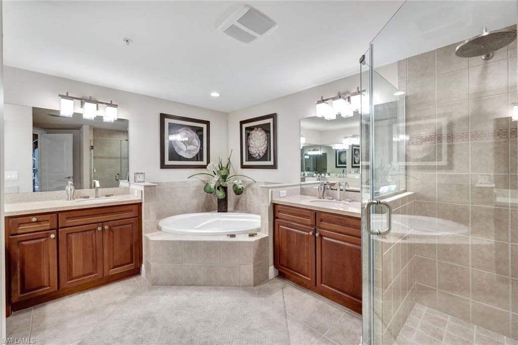 6021 Silver King BLVD # 305, CAPE CORAL FL 33914-11