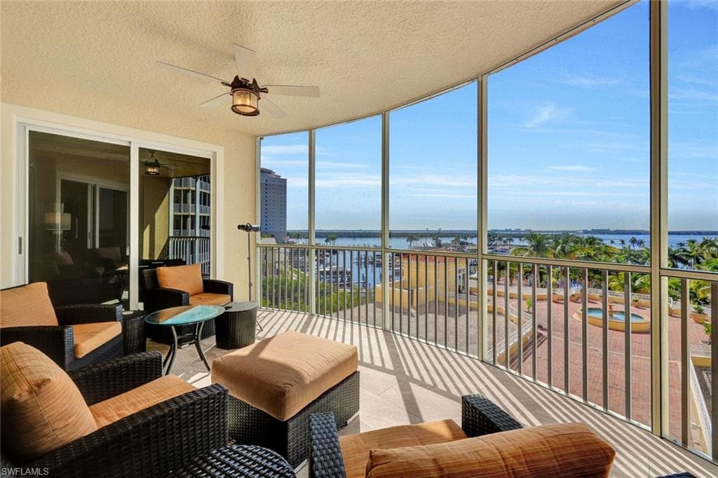 6021 Silver King BLVD # 305, CAPE CORAL FL 33914-27
