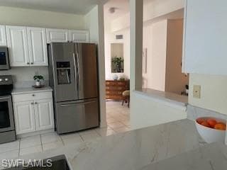 600 Diamond CIR # 607, NAPLES FL 34110-4