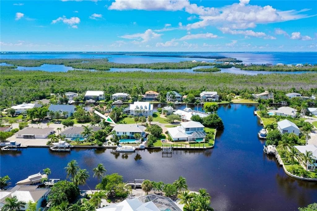 1682 Sabal Palm DR, SANIBEL FL 33957-1