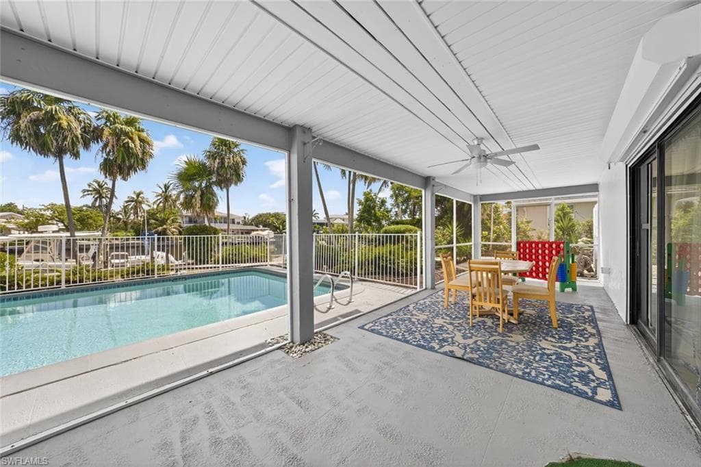 1682 Sabal Palm DR, SANIBEL FL 33957-42