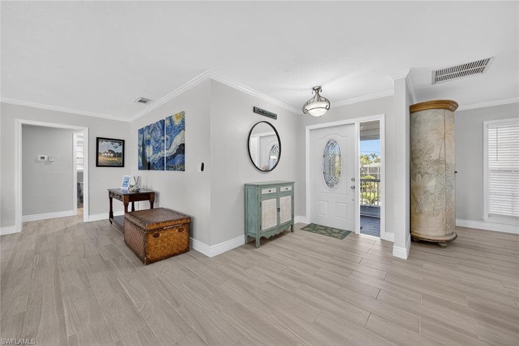 1682 Sabal Palm DR, SANIBEL FL 33957-25