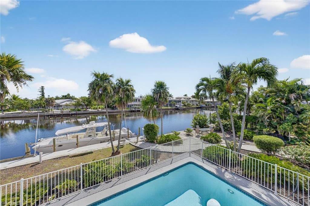 1682 Sabal Palm DR, SANIBEL FL 33957-9