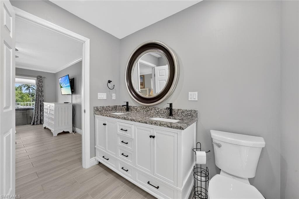 1682 Sabal Palm DR, SANIBEL FL 33957-30