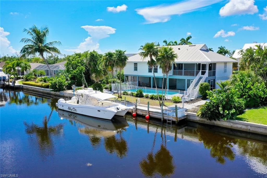 1682 Sabal Palm DR, SANIBEL FL 33957-3