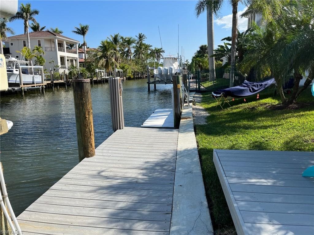 677 18th AVE S, NAPLES FL 34102-2