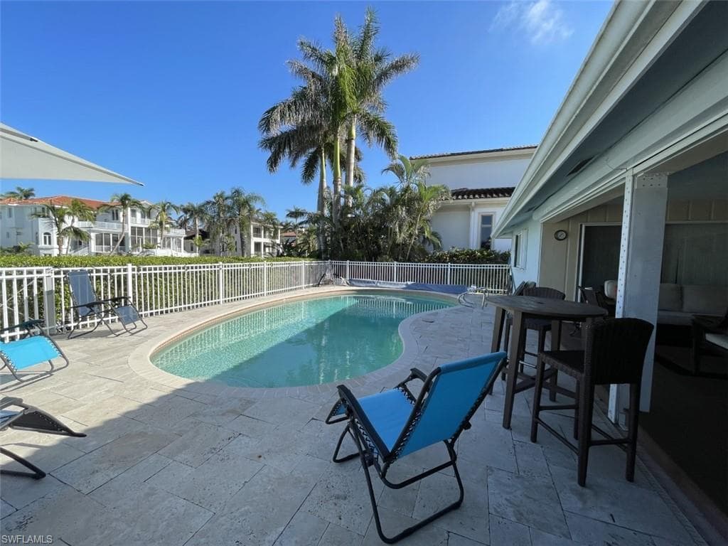 677 18th AVE S, NAPLES FL 34102-19