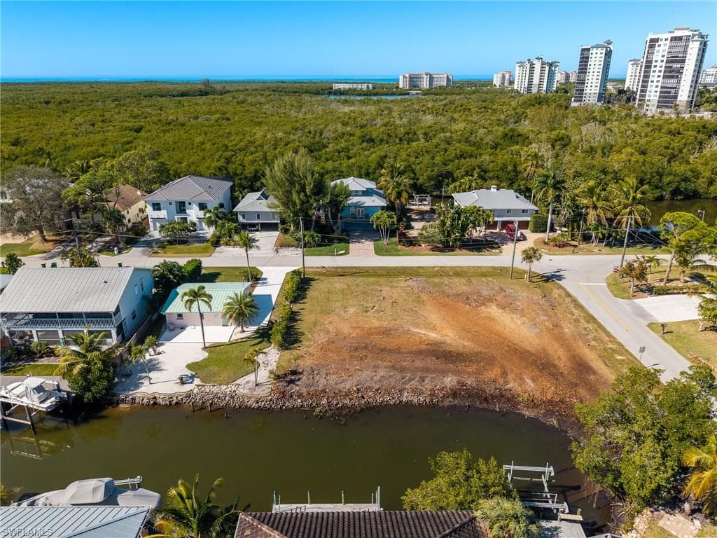 1294 Venetian WAY, NAPLES FL 34110-17