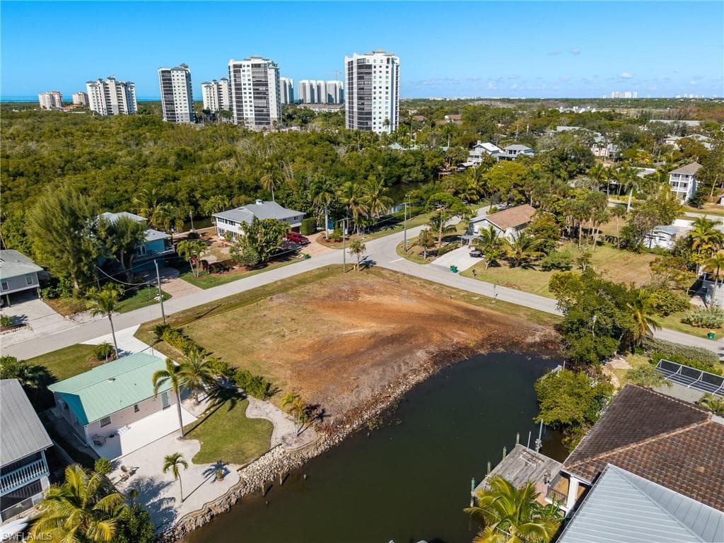 1294 Venetian WAY, NAPLES FL 34110-18