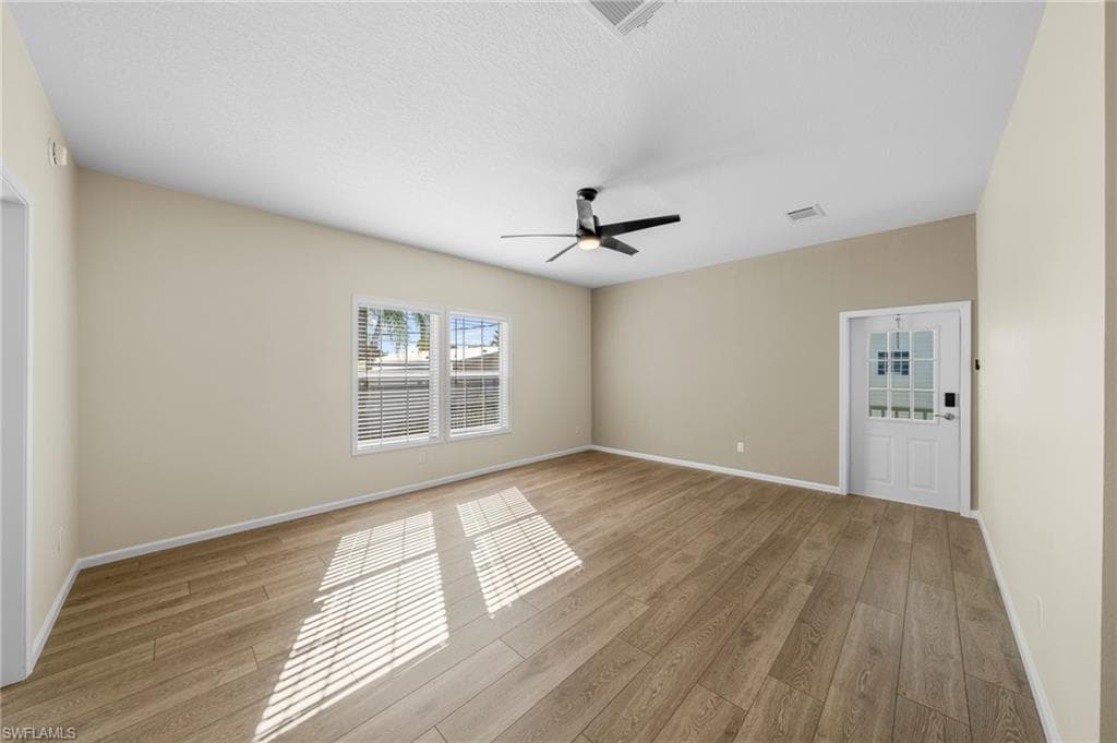 24 Red Poinciana DR, FORT MYERS FL 33908-16