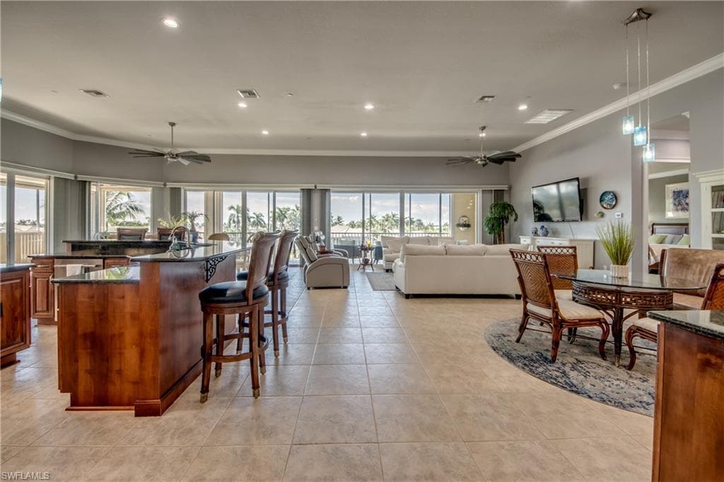 1640 Beach PKWY # 301, CAPE CORAL FL 33904-6