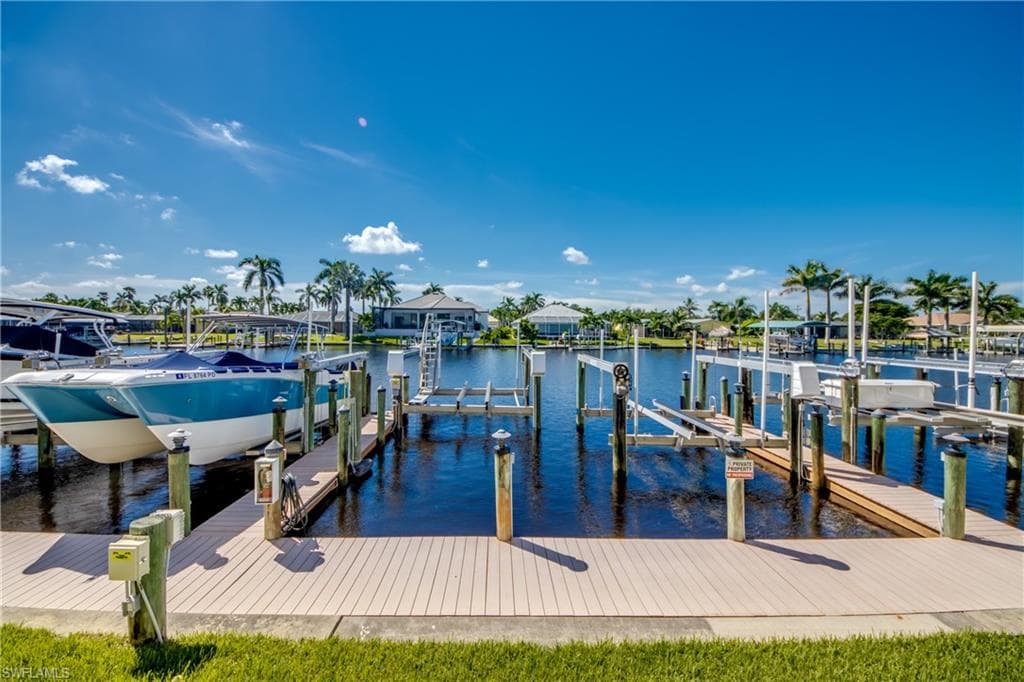 1640 Beach PKWY # 301, CAPE CORAL FL 33904-35
