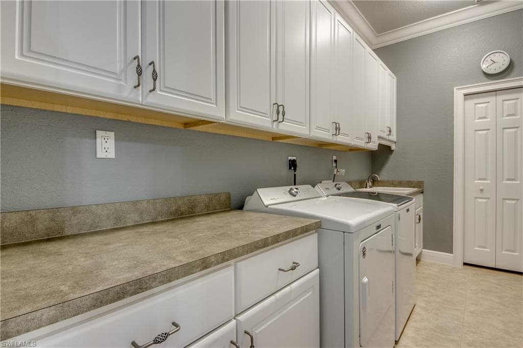 1640 Beach PKWY # 301, CAPE CORAL FL 33904-32