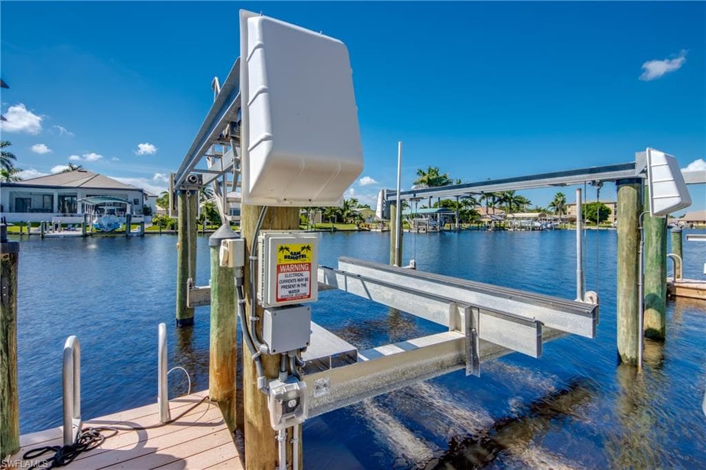 1640 Beach PKWY # 301, CAPE CORAL FL 33904-36