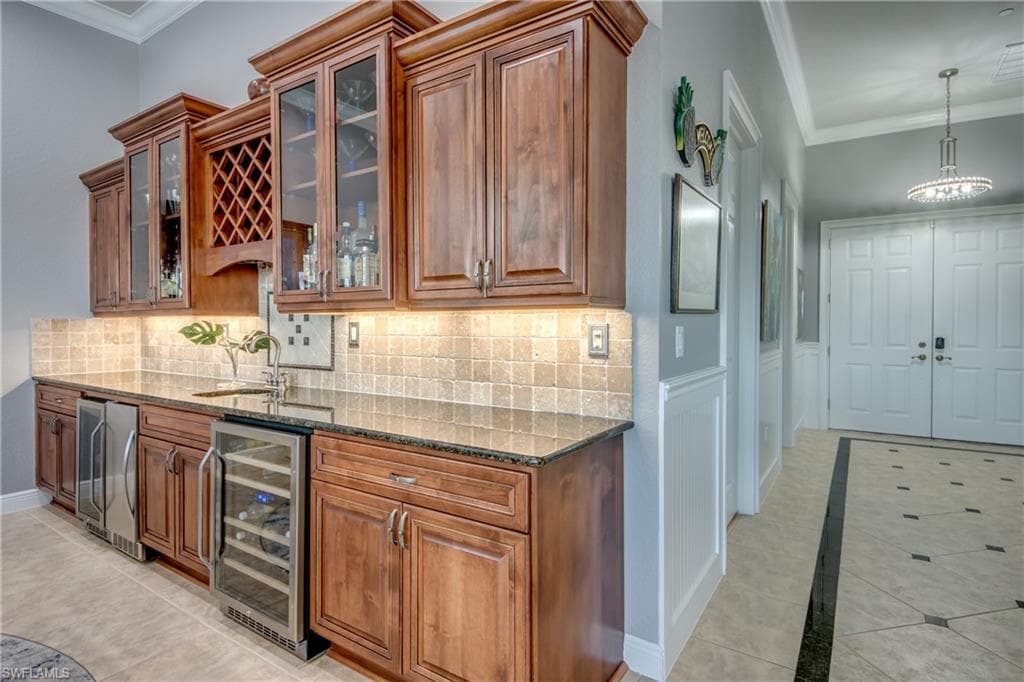 1640 Beach PKWY # 301, CAPE CORAL FL 33904-10